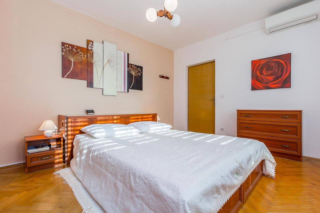 Holiday Home Villa PUY חדר תמונה